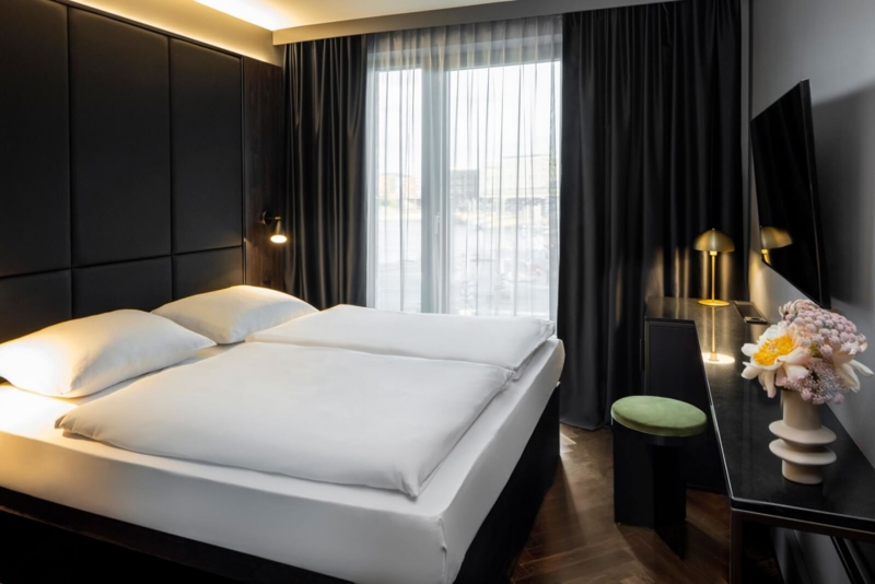 Hotel Amano Romy GBP Architekten Economy Room Bathroom-Jens-Boesenberg